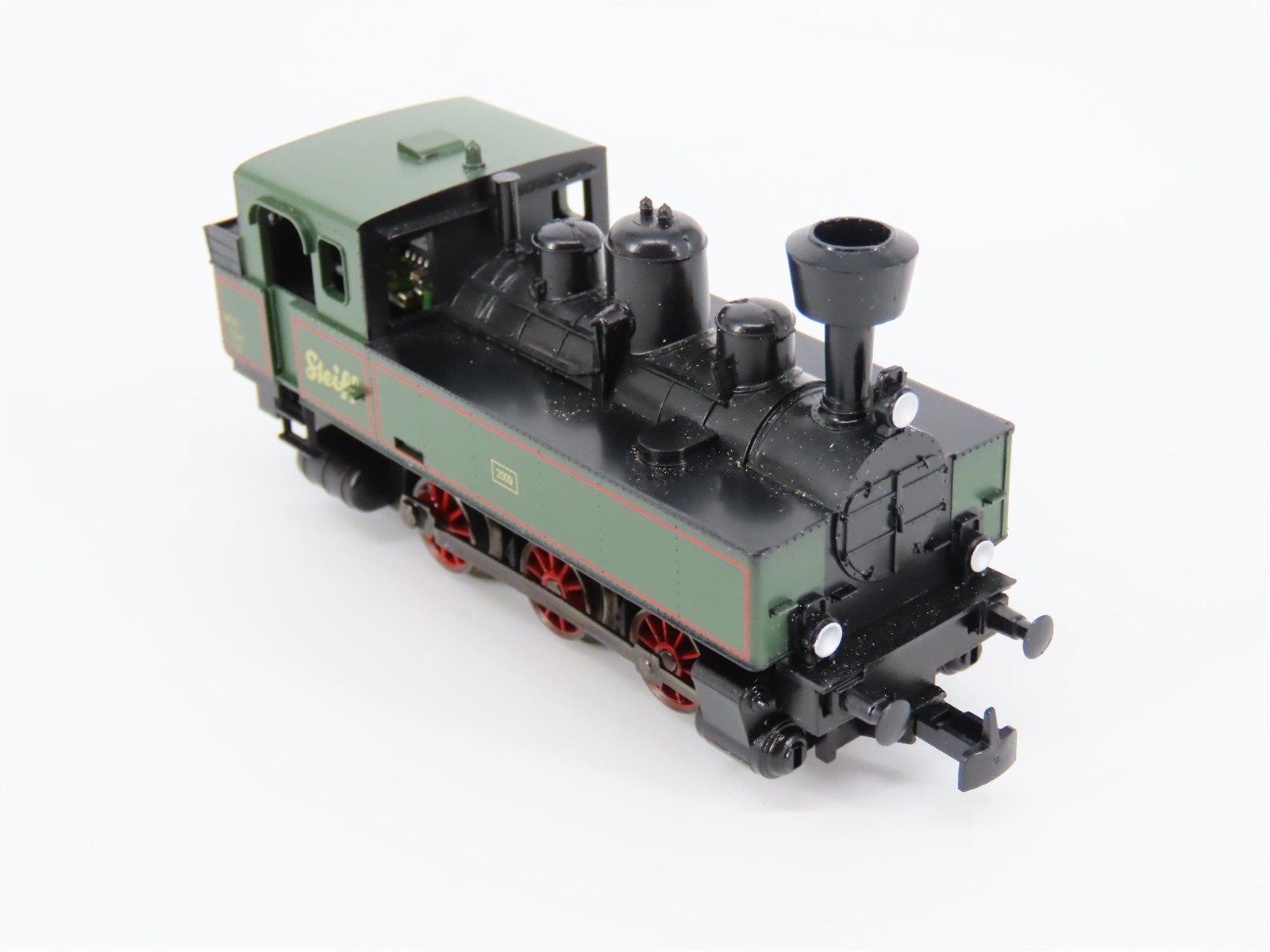 HO Scale 3-Rail AC Marklin Steiff 0-6-0T Tank Steam Locomotive #2009