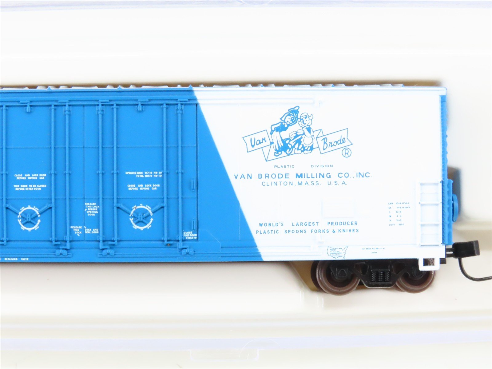 N Scale Atlas 31191 USLX Van Brode Milling Double Plug Door Box Car #13001