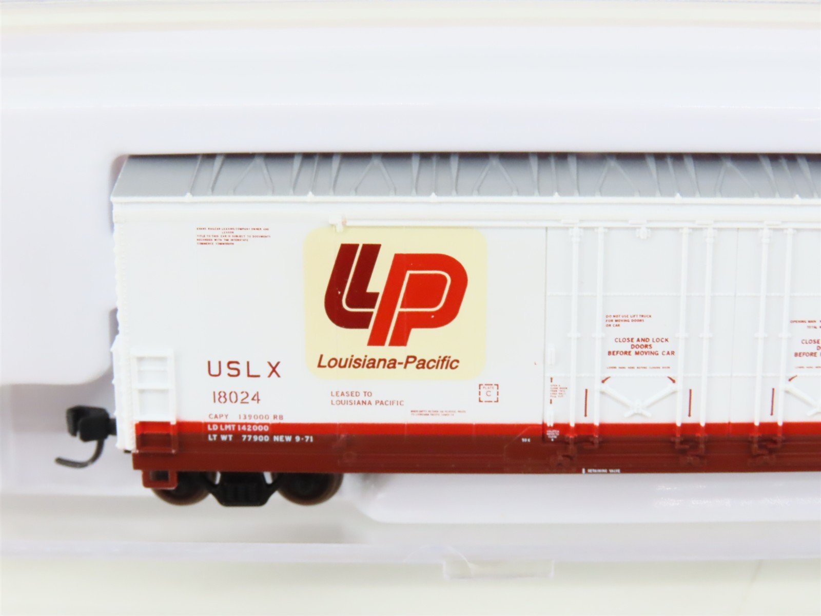 N Scale Atlas 31241 USLX Louisiana Pacific Double Plug Door Box Car #18024