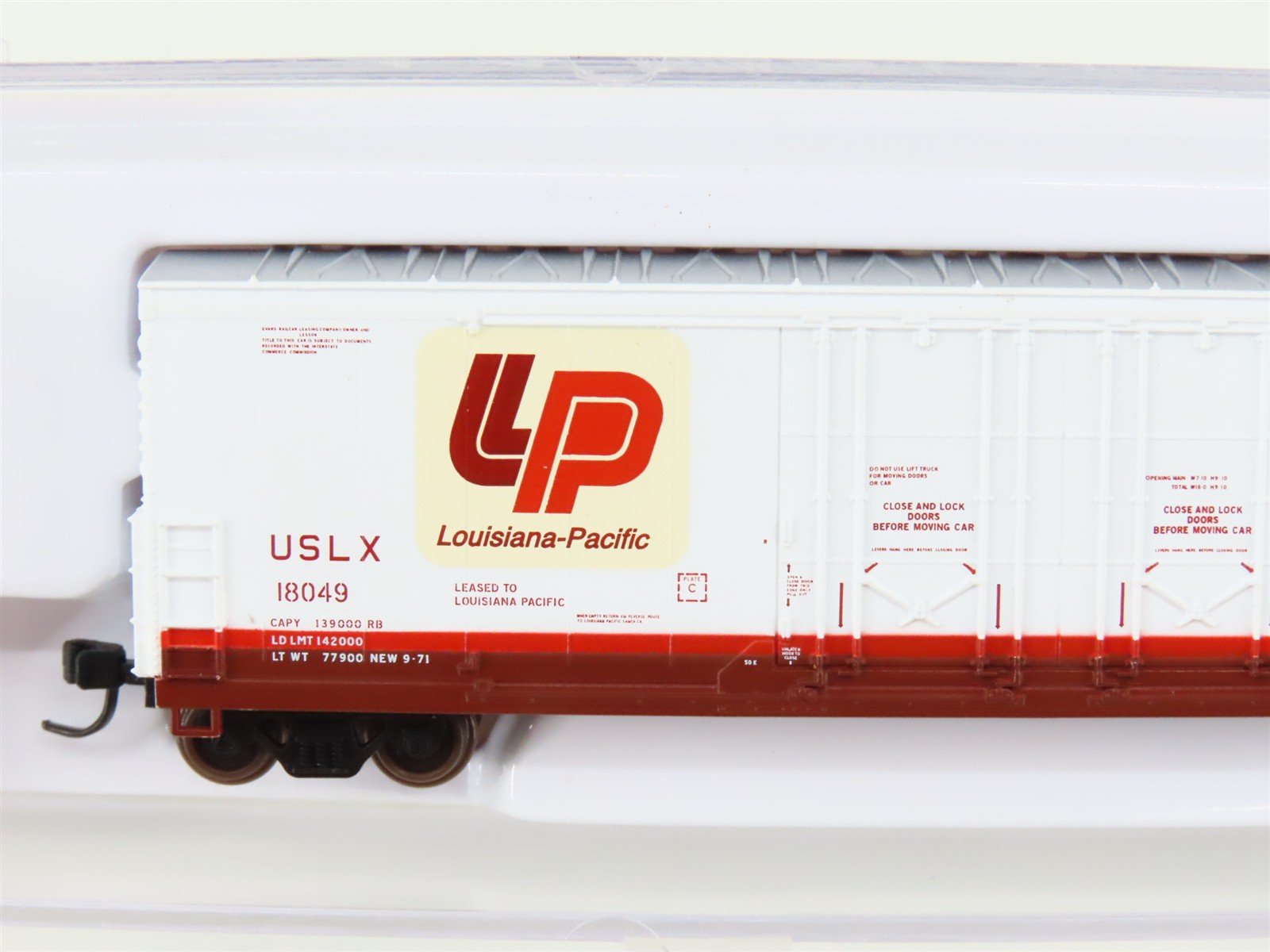 N Scale Atlas 31242 USLX Louisiana Pacific Double Plug Door Box Car #18049