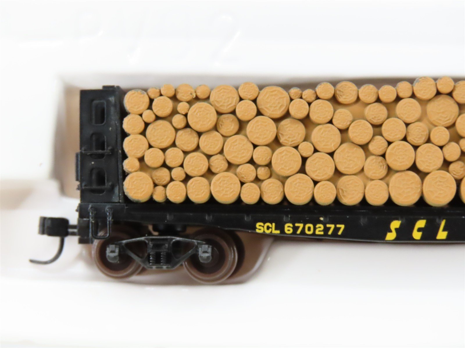 N Scale Atlas 38391 SCL Seaboard Coast Line Pulpwood Flat Car #670277 w/ Load