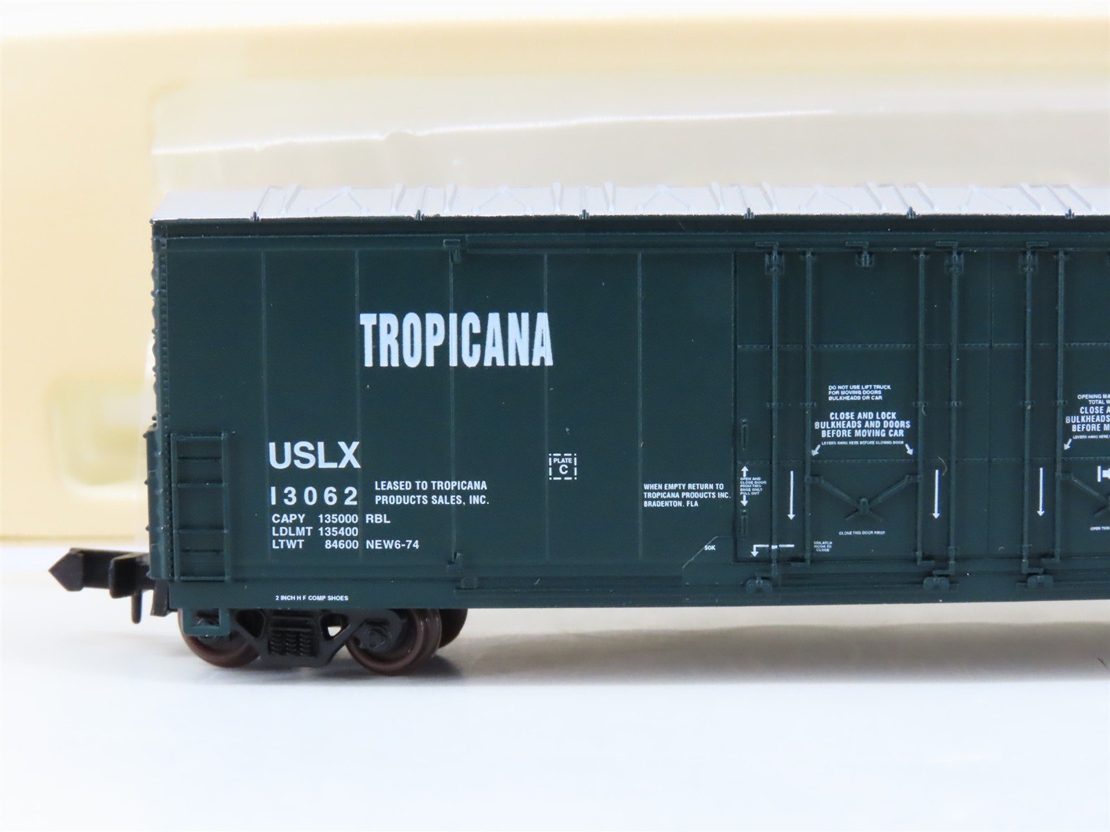 N Scale Atlas 31051 USLX Tropicana Orange Juice Double Plug Door Box Car #13062
