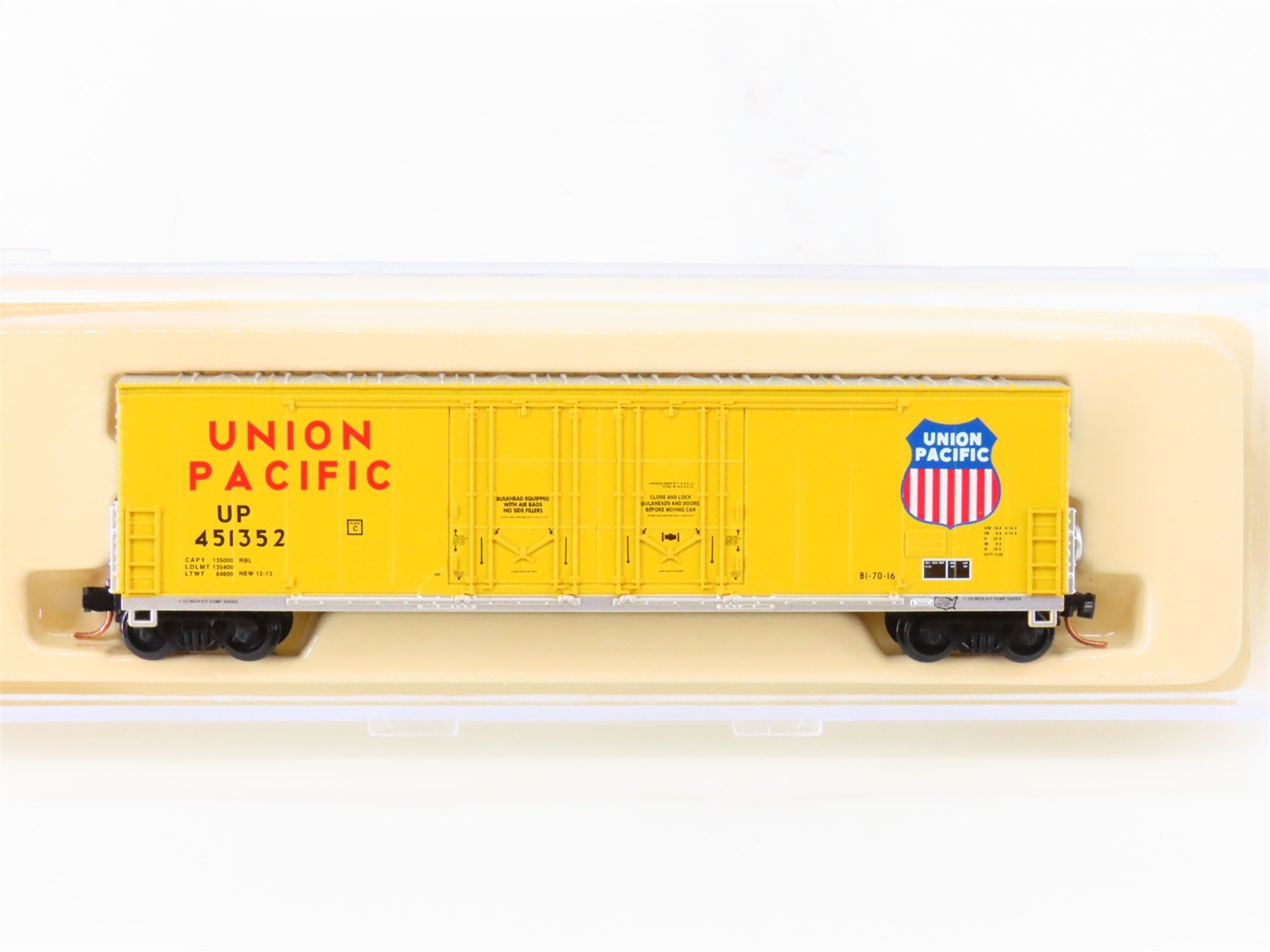 N Scale Atlas 31061 UP Union Pacific Railroad Double Plug Door Box Car #451352