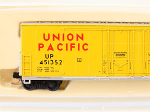 N Scale Atlas 31061 UP Union Pacific Railroad Double Plug Door Box Car #451352