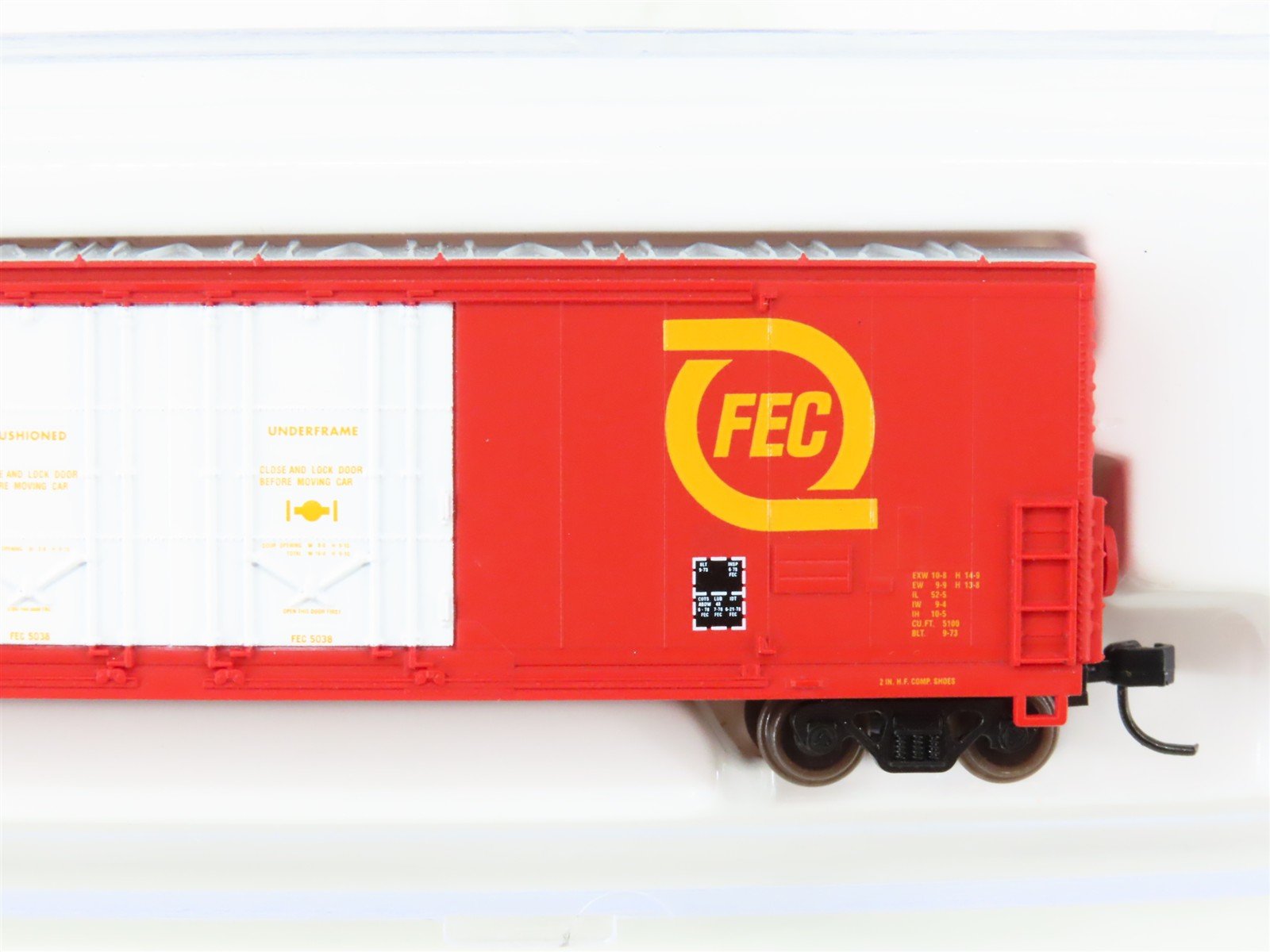 N Scale Atlas 31132 FEC Florida East Coast Double Plug Door Box Car #5038