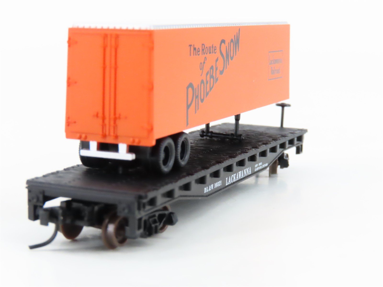 N Atlas Squeak N Products DL-0040 DL&W Lackawanna Flat Car #16021 w/ Trailer