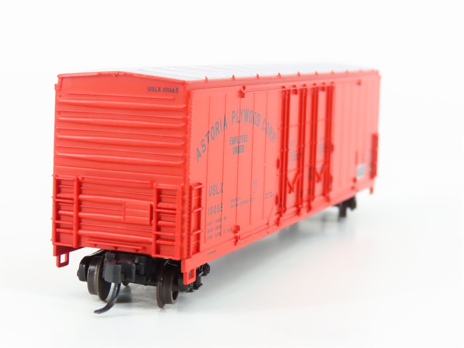 N Scale Atlas 50005210 USLX Astoria Plywood 53' Double Plug Door Box Car #10065