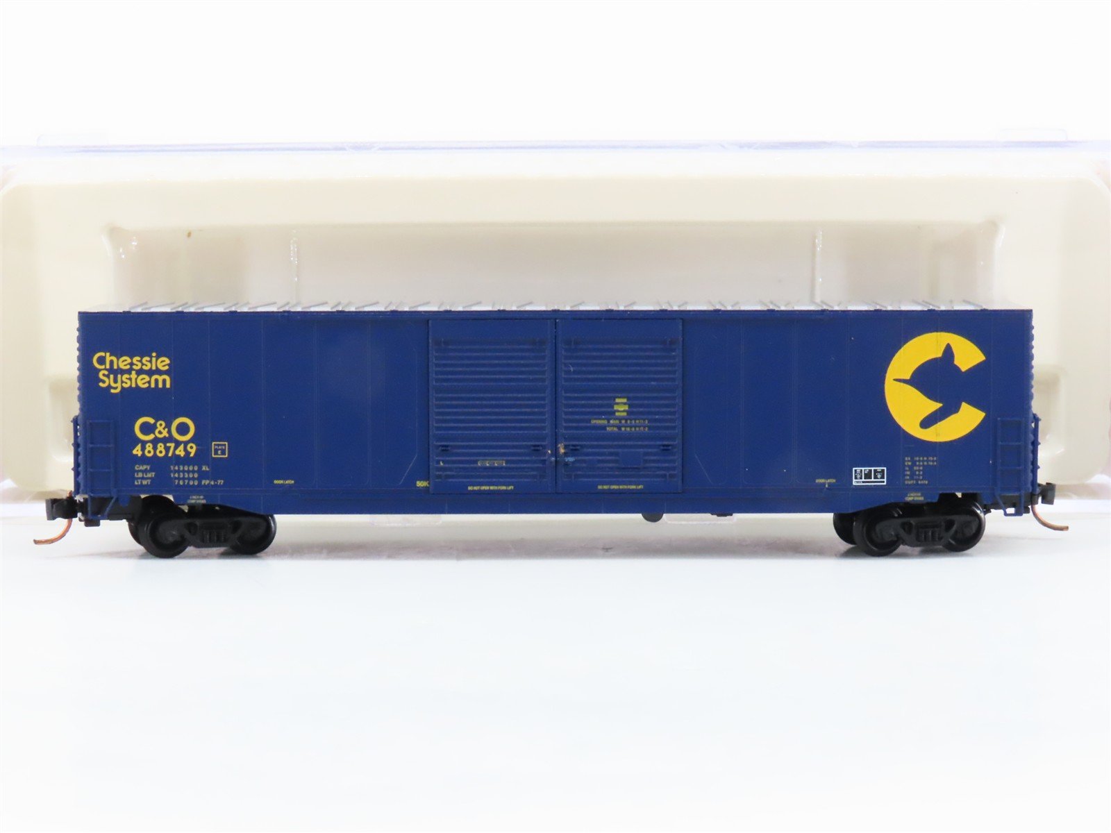 N Scale Atlas 36812 C&O Chessie System 60' Double Door Box Car #488749
