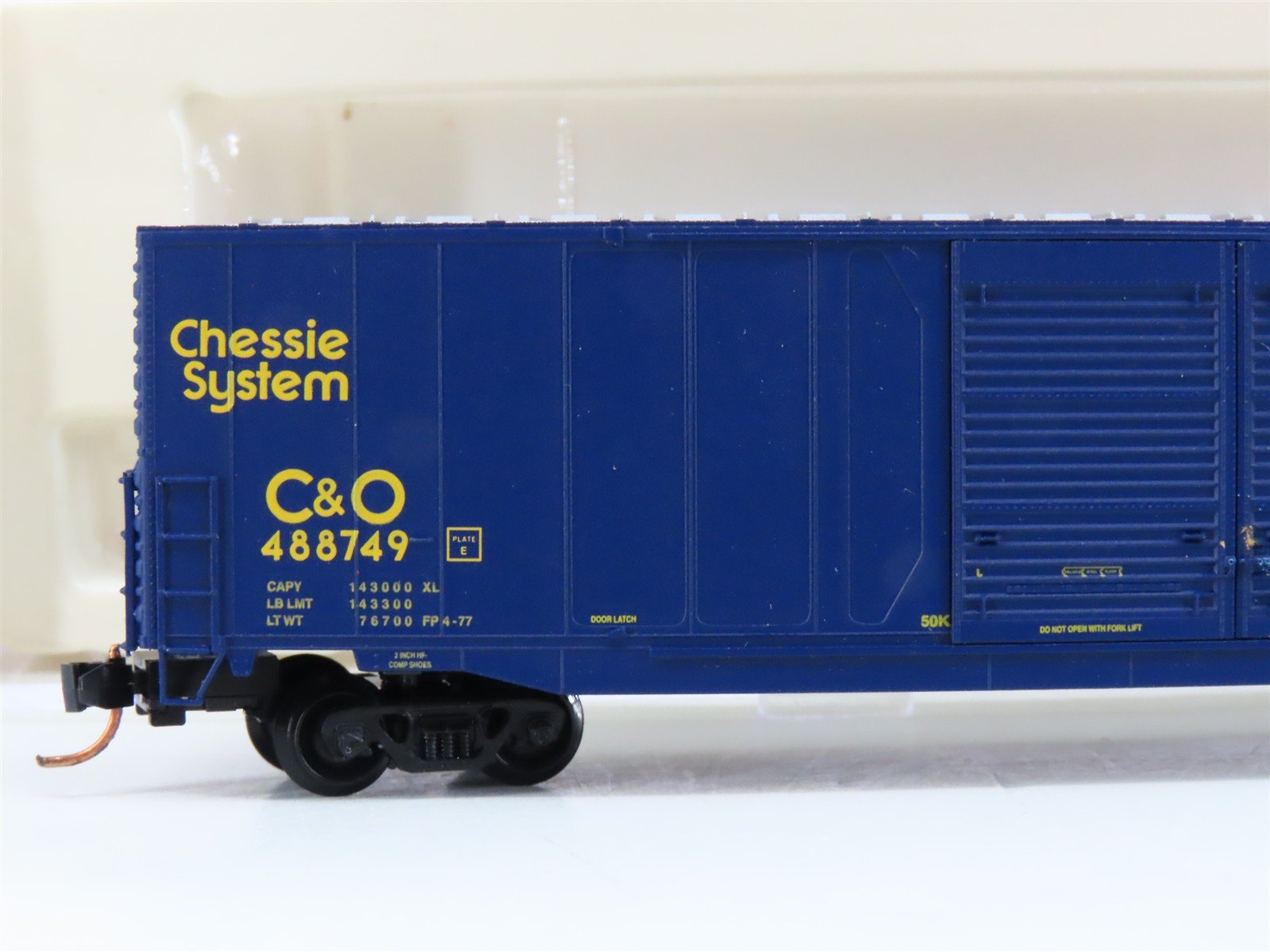 N Scale Atlas 36812 C&O Chessie System 60' Double Door Box Car #488749