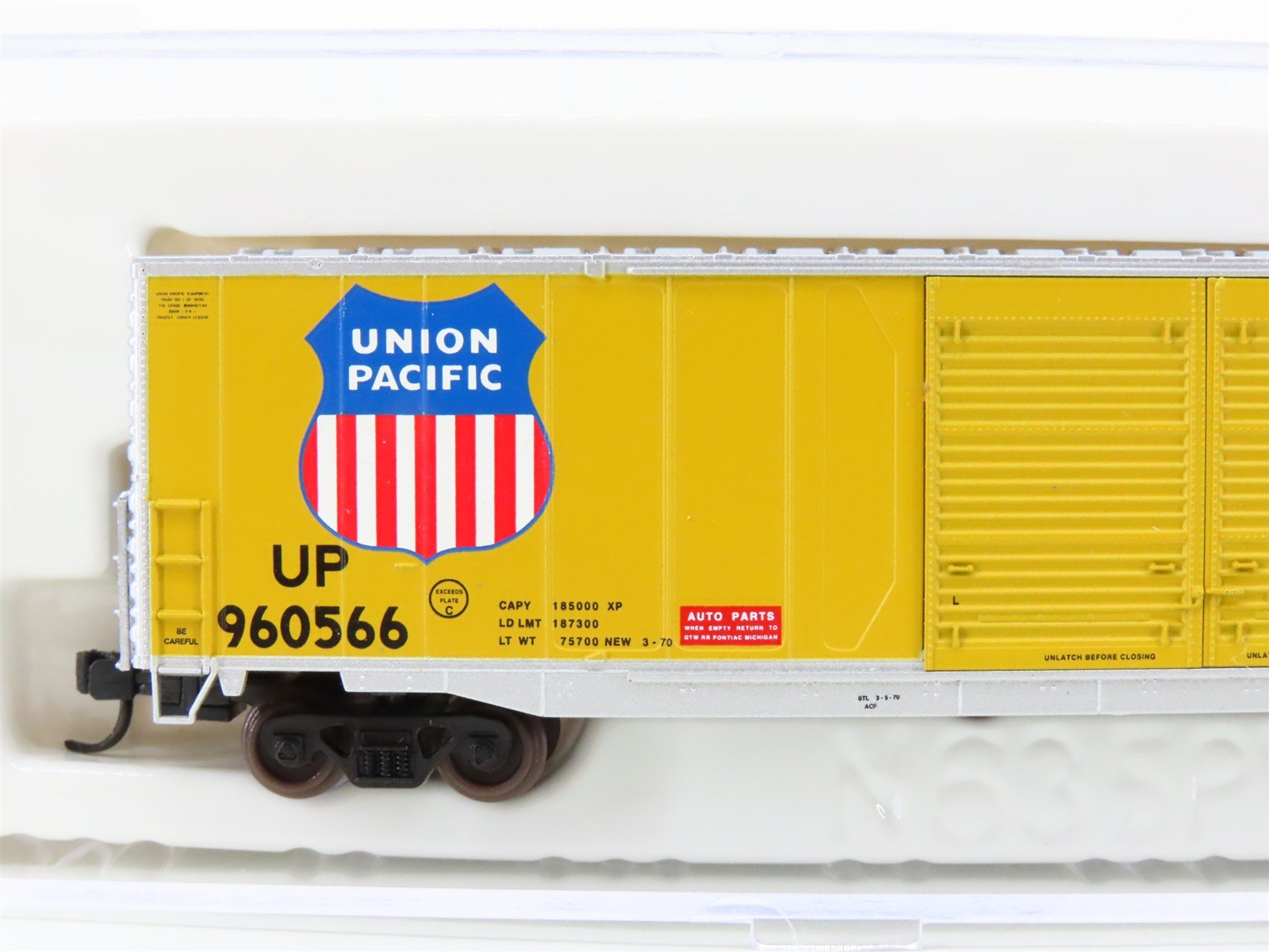 N Scale Atlas 36861 UP Union Pacific Railroad 60' Double Door Box Car #960566