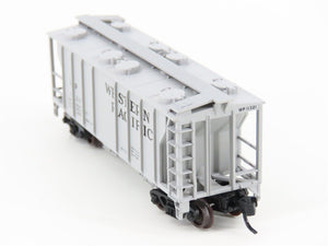 N Scale Atlas 3177 WP Western Pacific Railroad 2-Bay Covered Hopper #11321