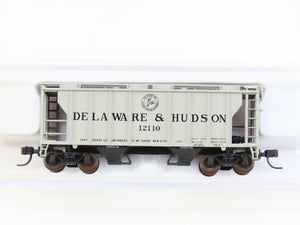 N Scale Atlas Trainman 31973 D&H Delaware & Hudson 2-Bay Covered Hopper #12110