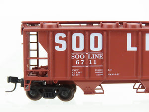 N Scale Atlas 3163 SOO Line 2-Bay Covered Hopper #6711