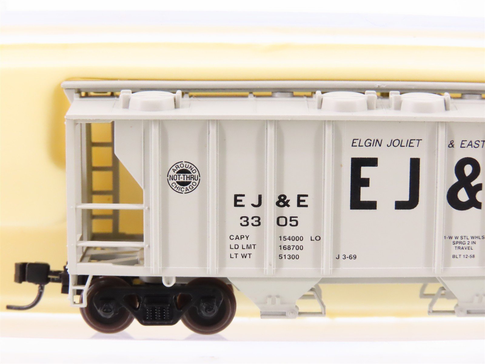 N Scale Atlas 3167 EJ&E Elgin Joliet & Eastern 2-Bay Covered Hopper #3305