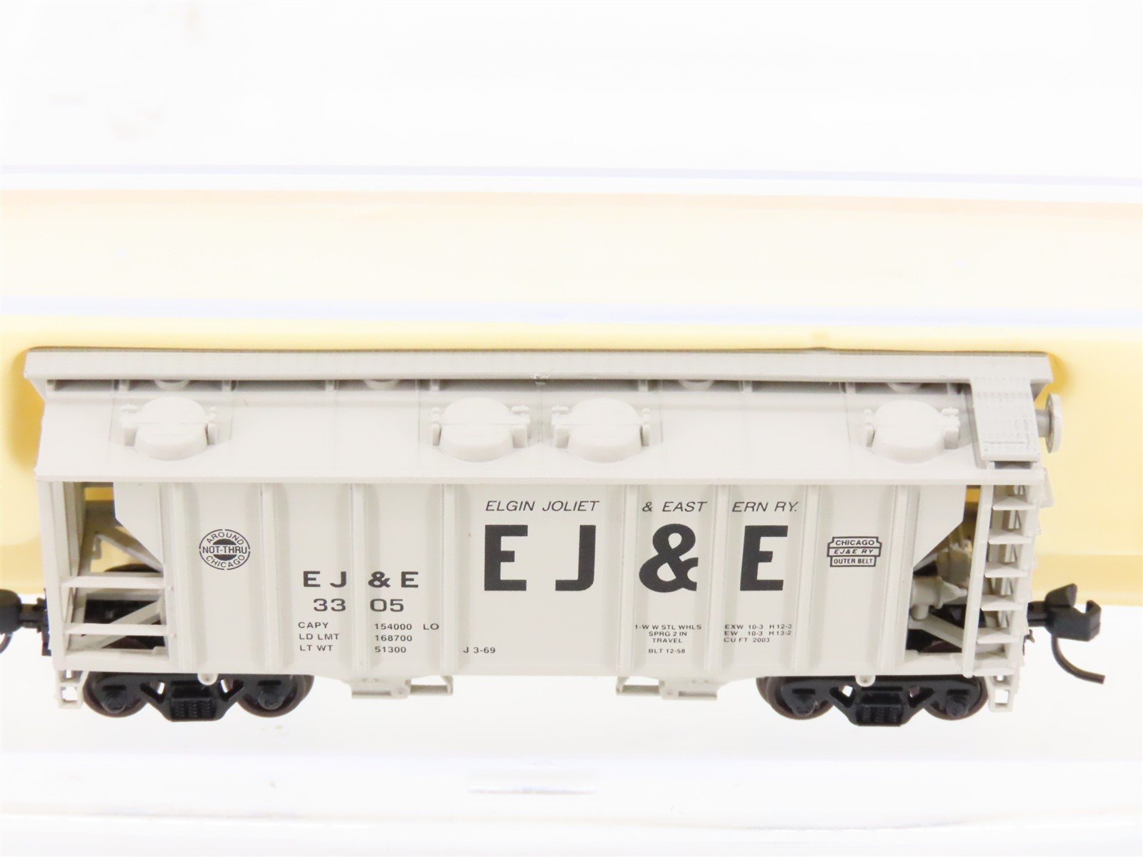 N Scale Atlas 3167 EJ&E Elgin Joliet & Eastern 2-Bay Covered Hopper #3305