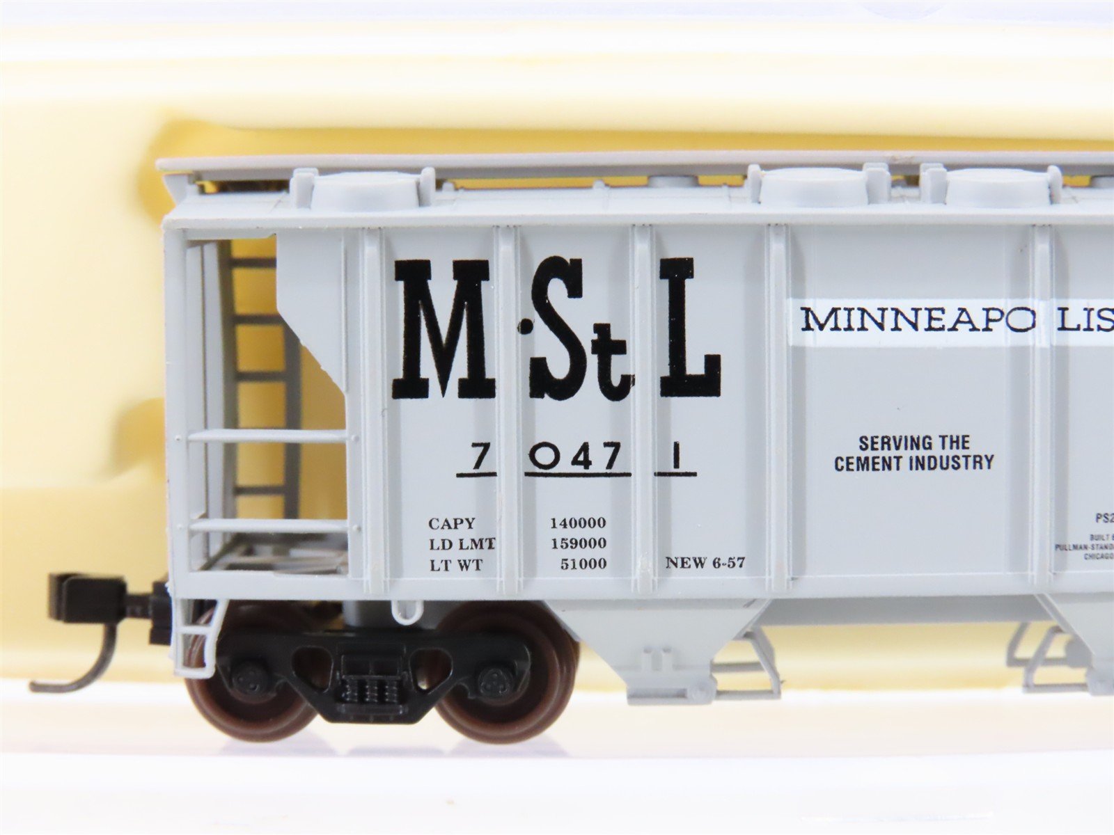 N Scale Atlas 3155 M&STL Minneapolis & St Louis 2-Bay Covered Hopper #10471