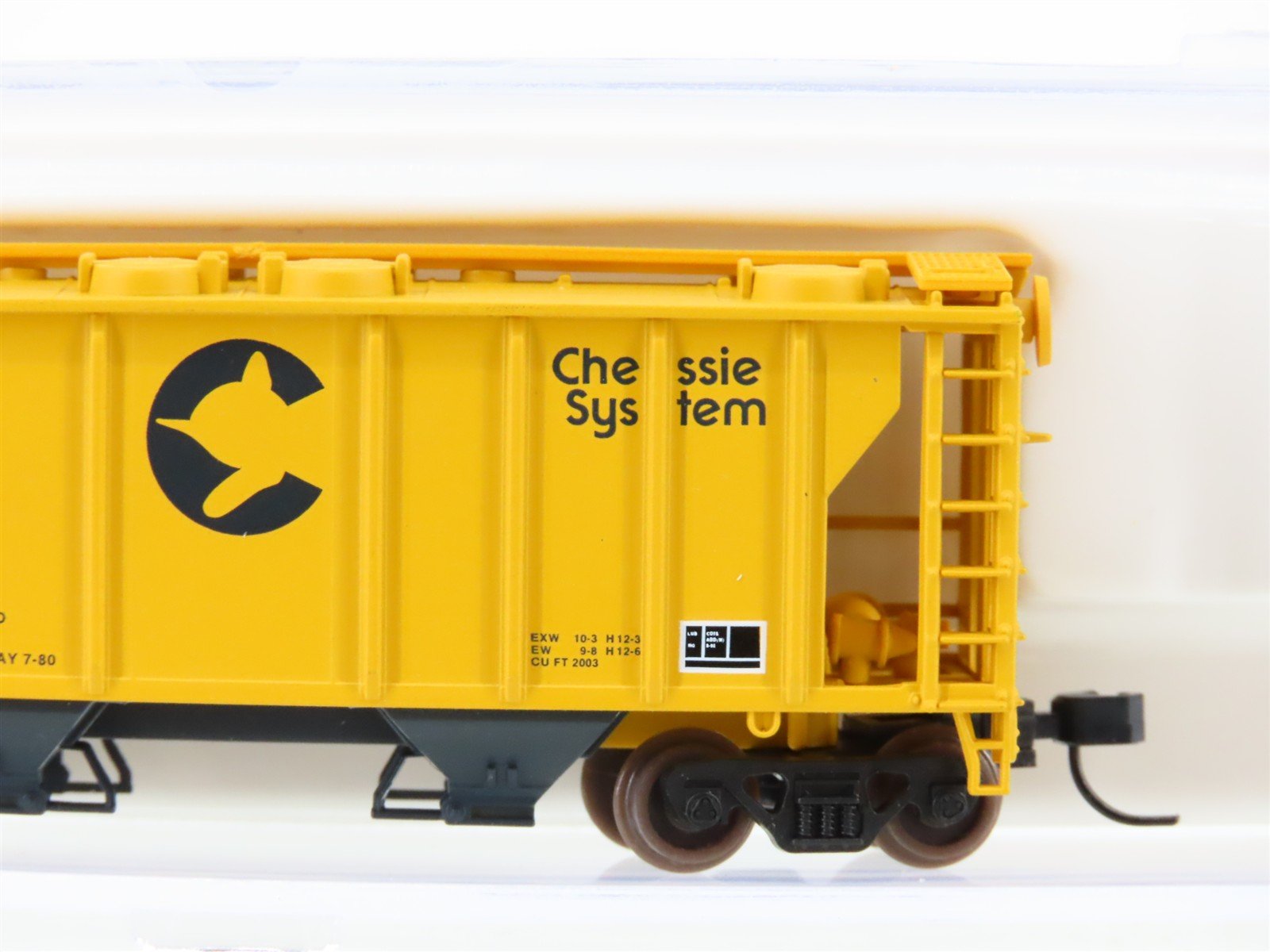 N Scale Atlas 31534 WM Chessie System 2-Bay Covered Hopper #5848