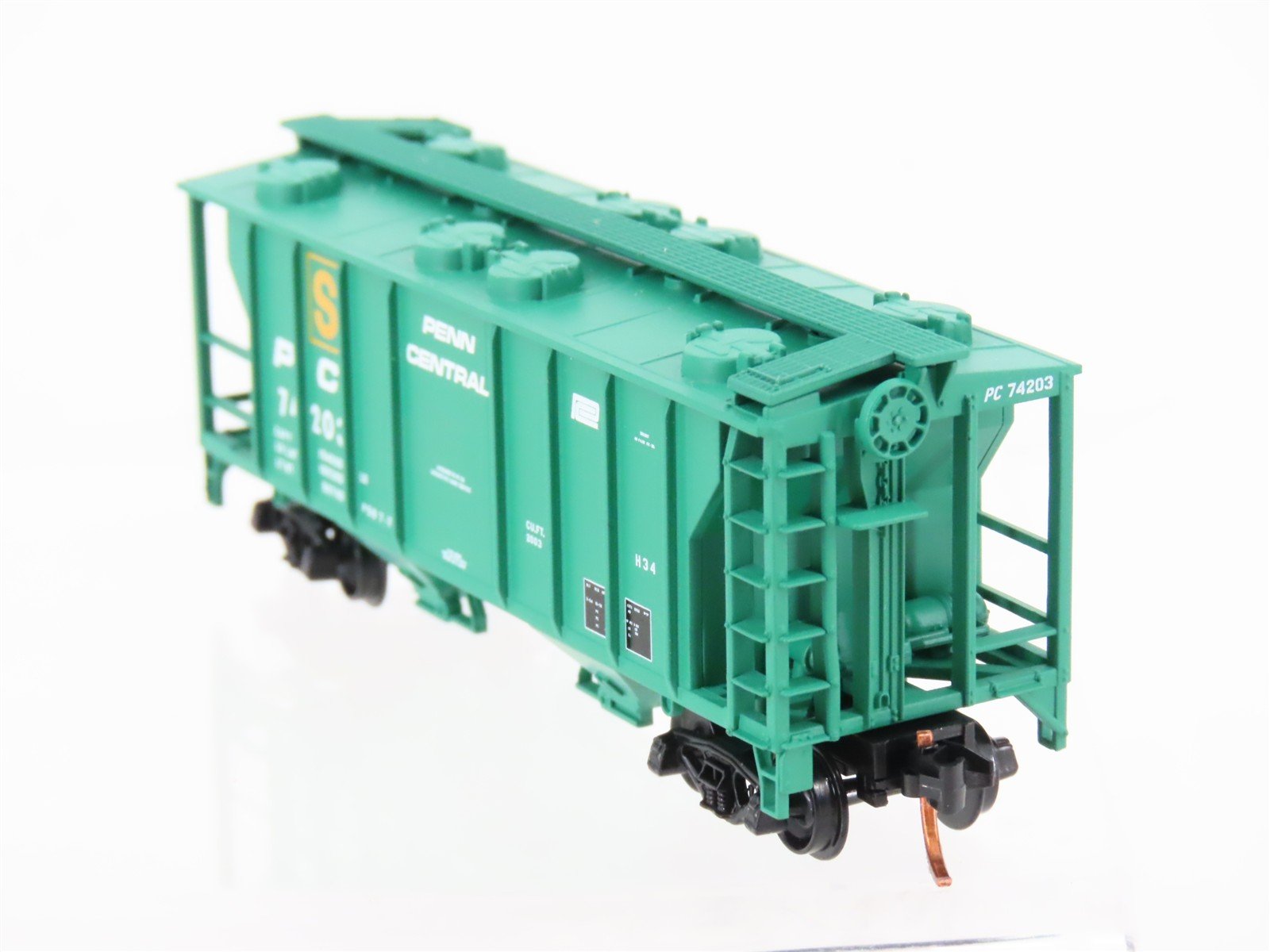 N Scale Atlas 31761 PC Penn Central Railroad 2-Bay Covered Hopper #74203