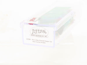 N Scale Atlas 31761 PC Penn Central Railroad 2-Bay Covered Hopper #74203