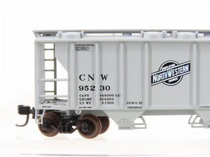N Scale Atlas 31801 CNW Chicago North Western 2-Bay Covered Hopper #95230
