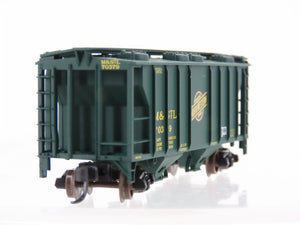 N Atlas 31806 M&STL C&NW Chicago & North Western 2-Bay Covered Hopper #70379