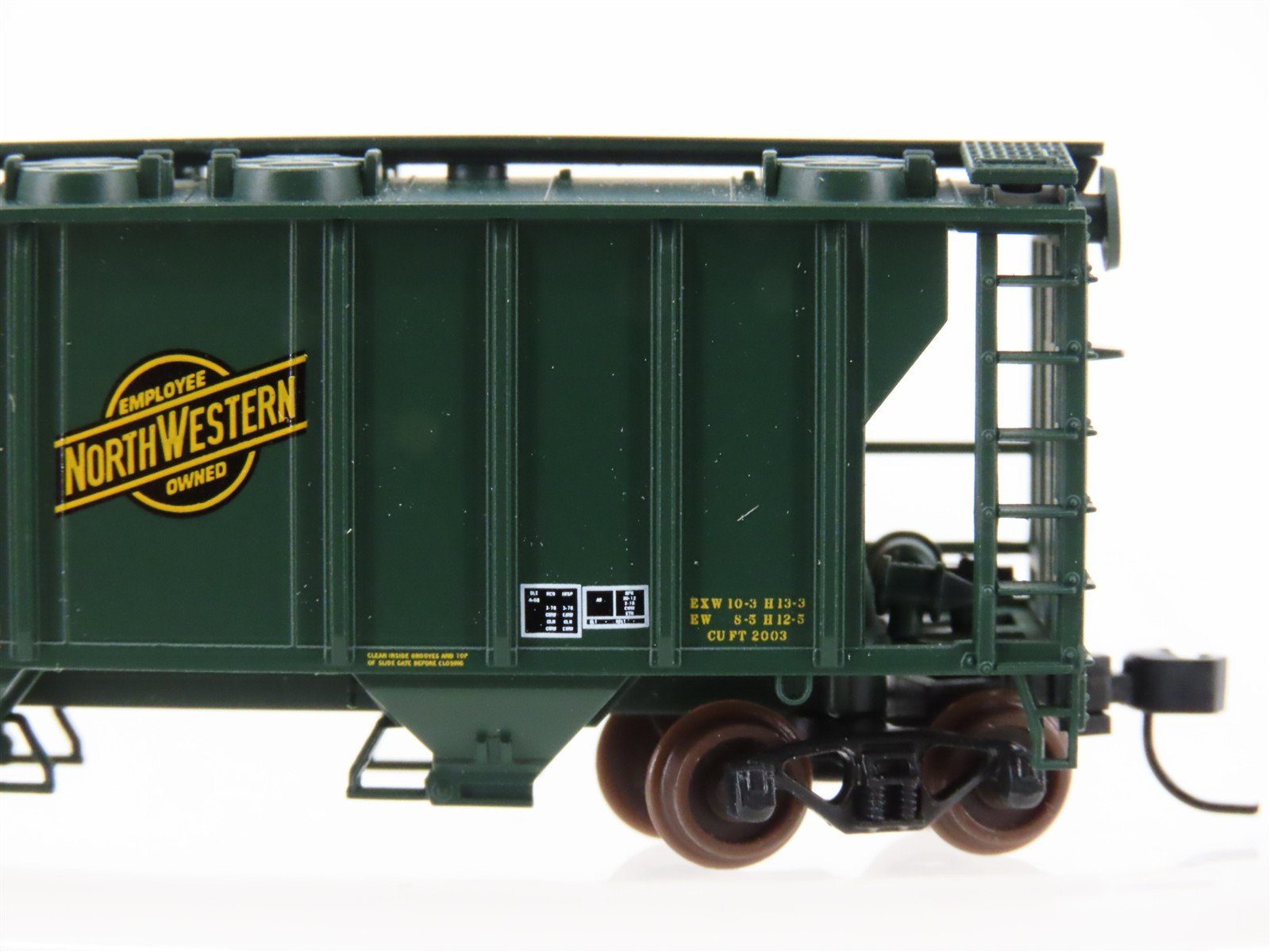 N Scale Atlas 31807 M&STL CNW Chicago North Western 2-Bay Covered Hopper #70374