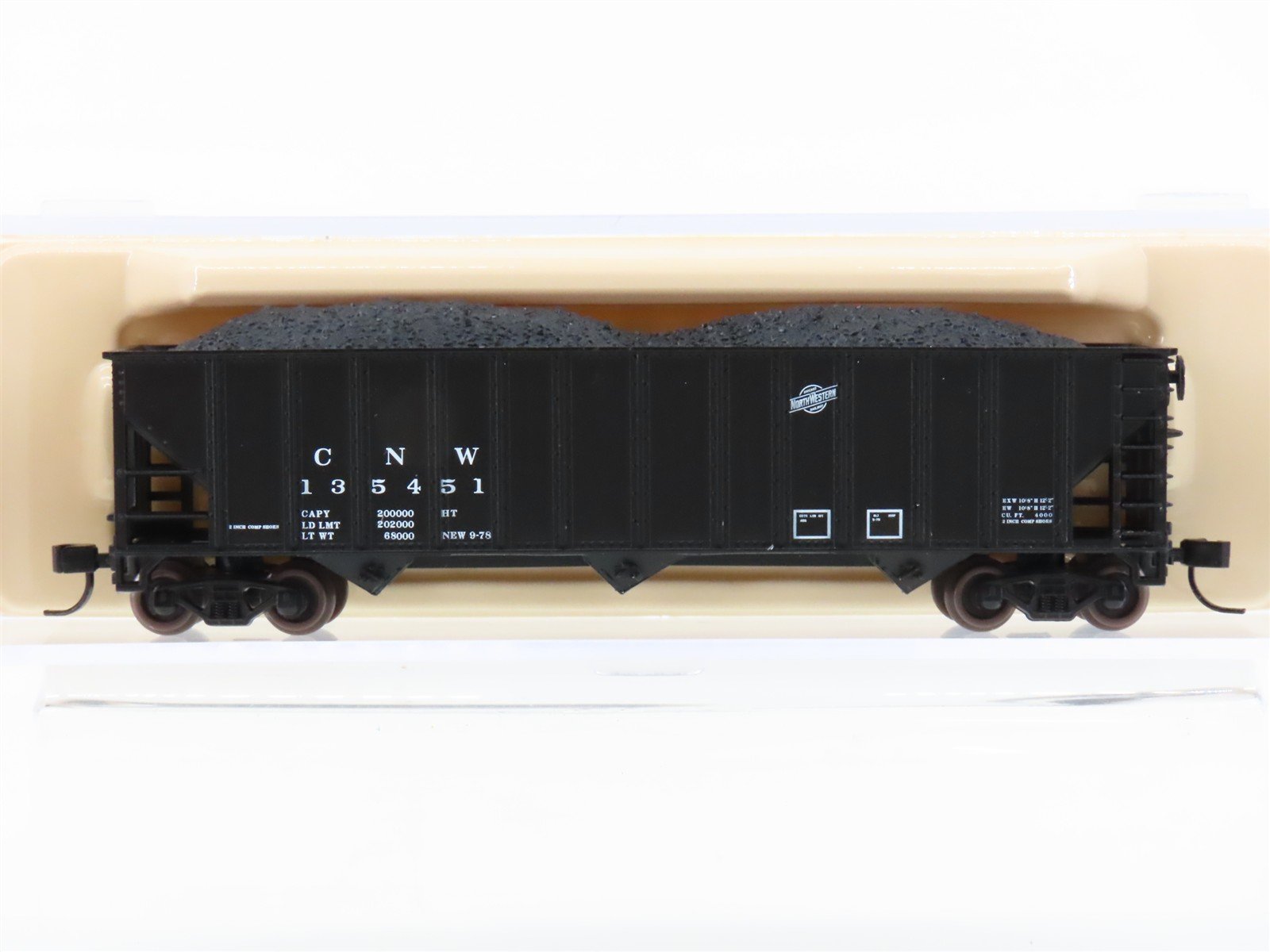 N Scale Atlas Trainman 50000218 CNW Chicago North Western 3-Bay Hopper #135451