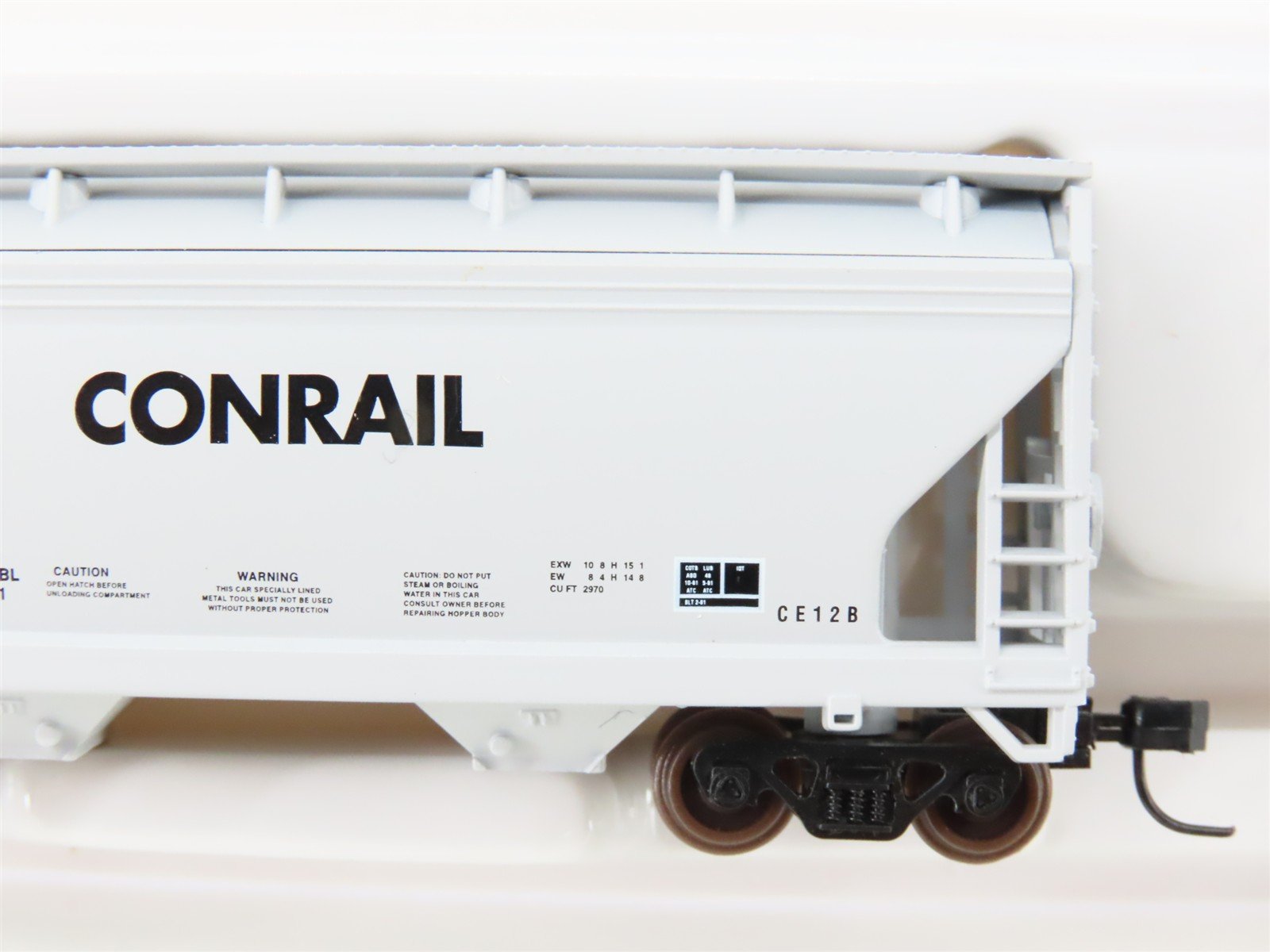 N Scale Atlas 39142 CR Conrail Railroad 2-Bay Covered Hopper #875031