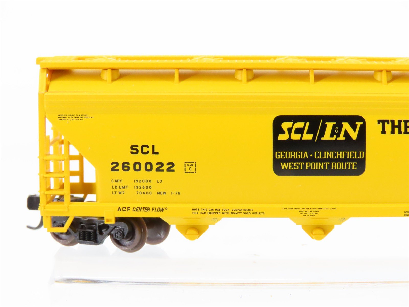 N Scale Atlas 39672 SCL/L&N Family Lines System 4-Bay Centerflow Hopper #260022