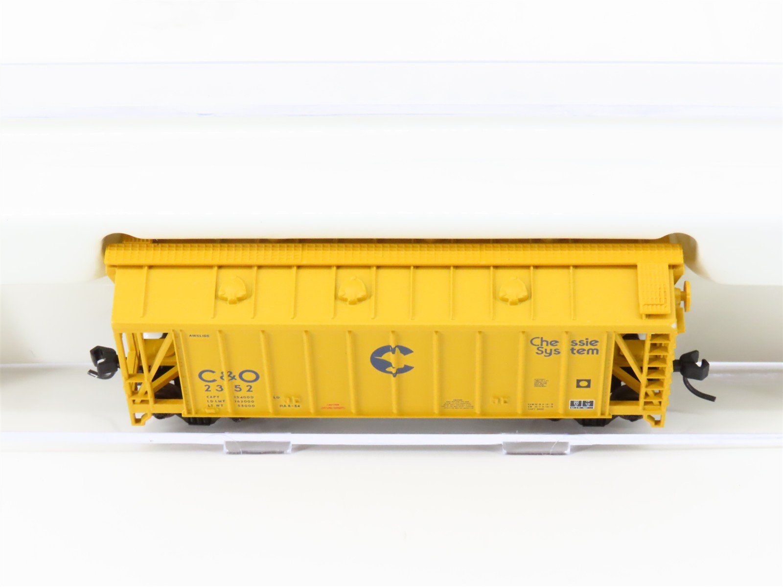 N Scale Atlas Trainman 38775A C&O Chessie System 40' Airslide Hopper #2352