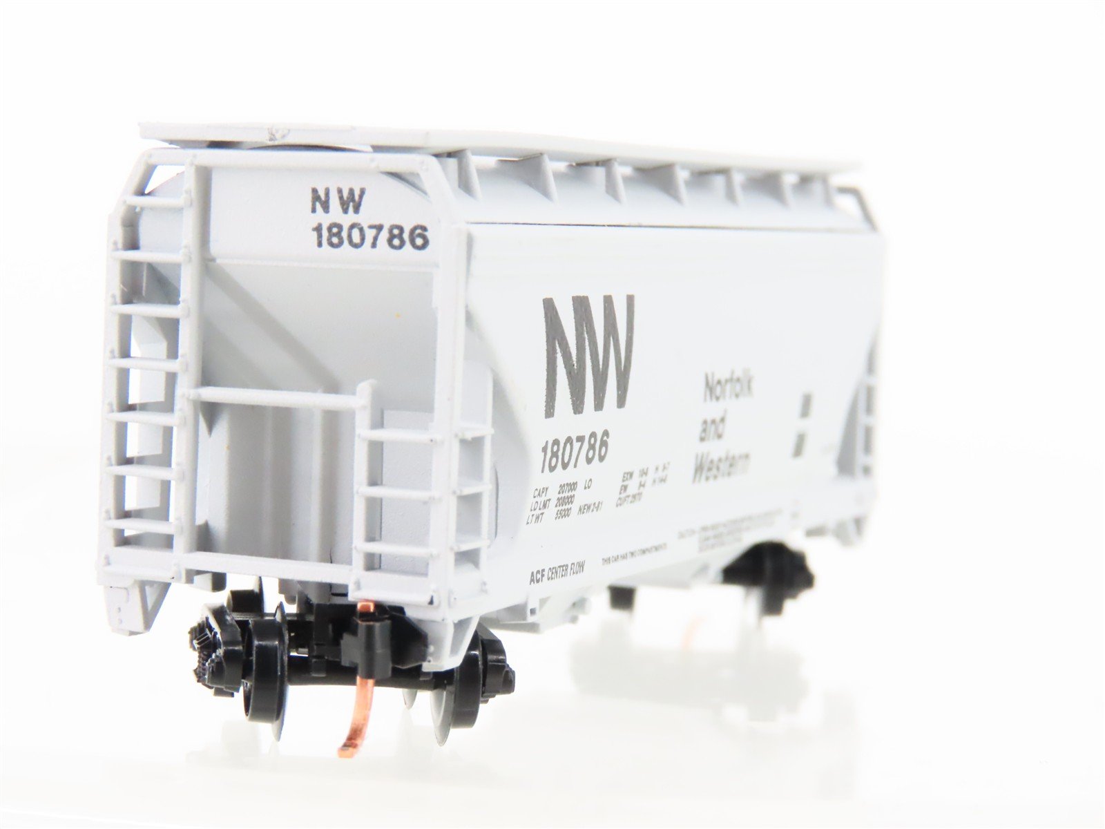N Scale Atlas 3907 NW Norfolk & Western 2-Bay Centerflow Covered Hopper #180786