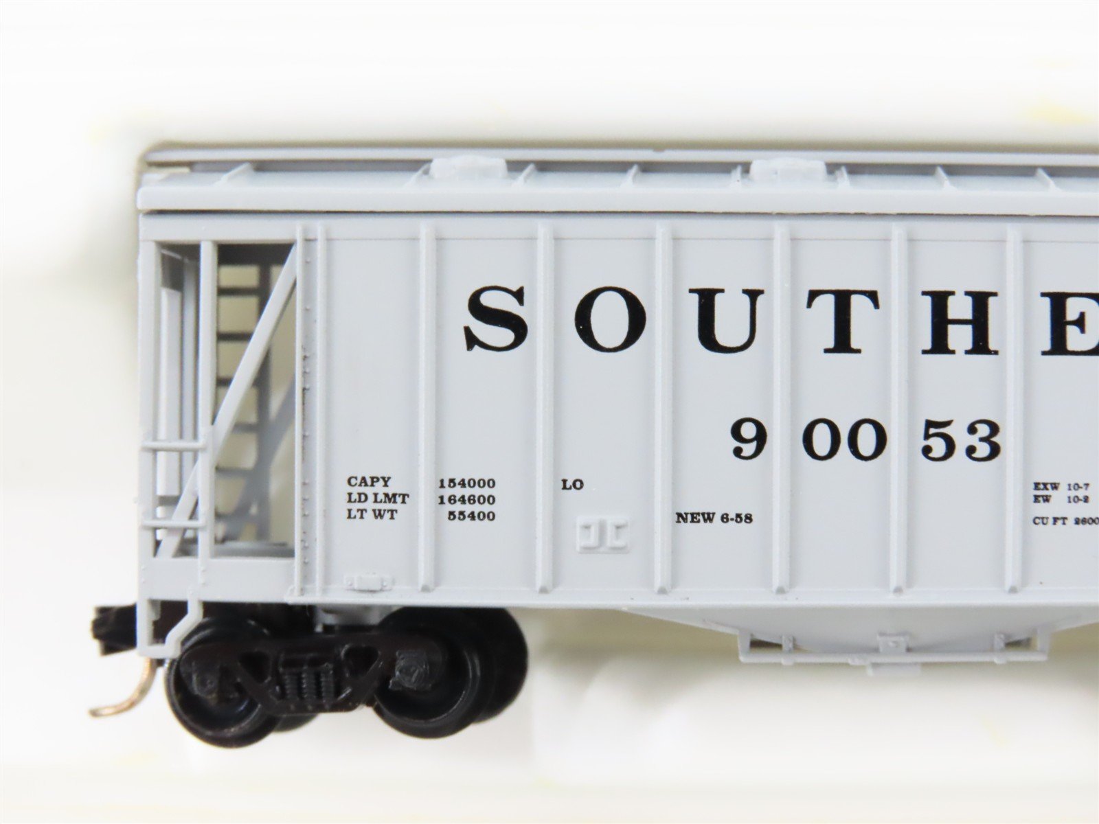 N Scale Atlas 3854 SOU Southern Railway GATX Airslide Covered Hopper #90053