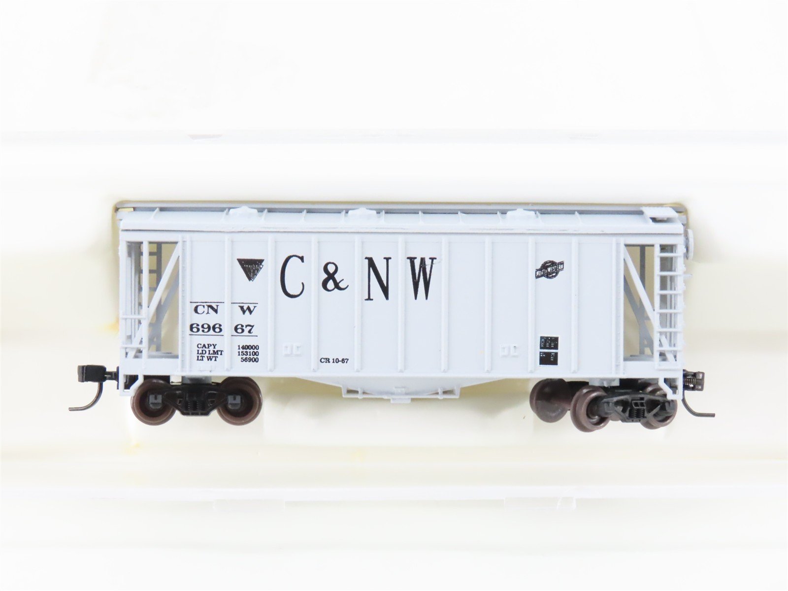 N Scale Atlas 3855 CNW Chicago & North Western GATX Airslide Hopper #69667