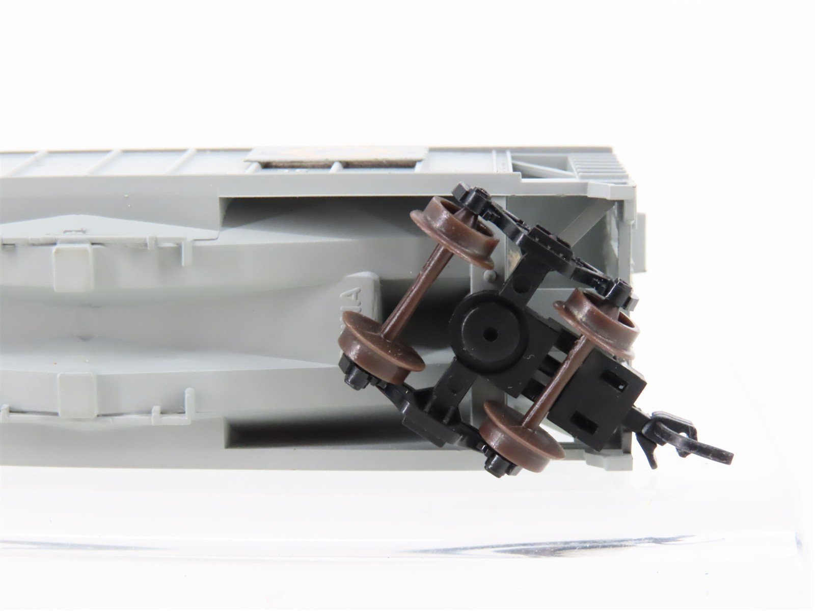 N Scale Atlas 38663 D&RGW Rio Grande GATX Airslide Covered Hopper #18106