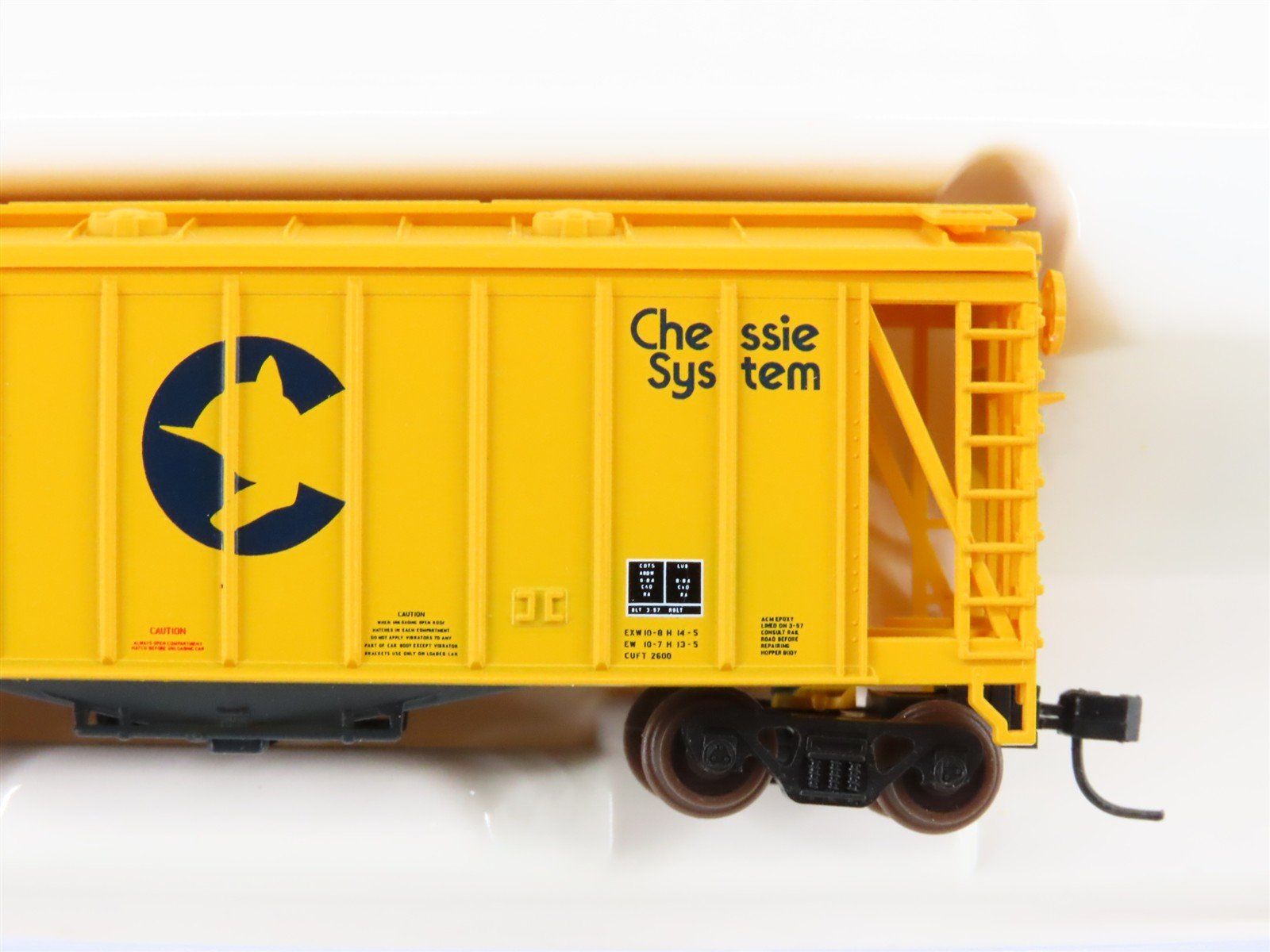 N Scale Atlas 38712 C&O Chessie System GATX Airslide Covered Hopper #2567