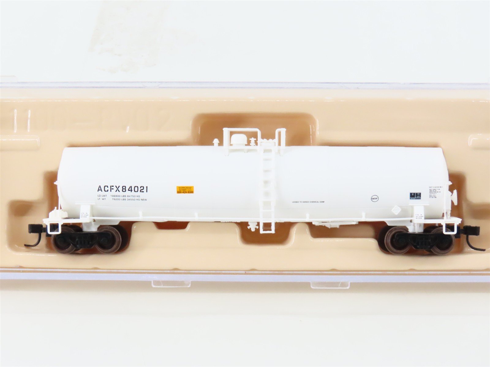 N Scale Atlas 30722 ACFX AMOCO 23,500 Gallon Tank Car #84021