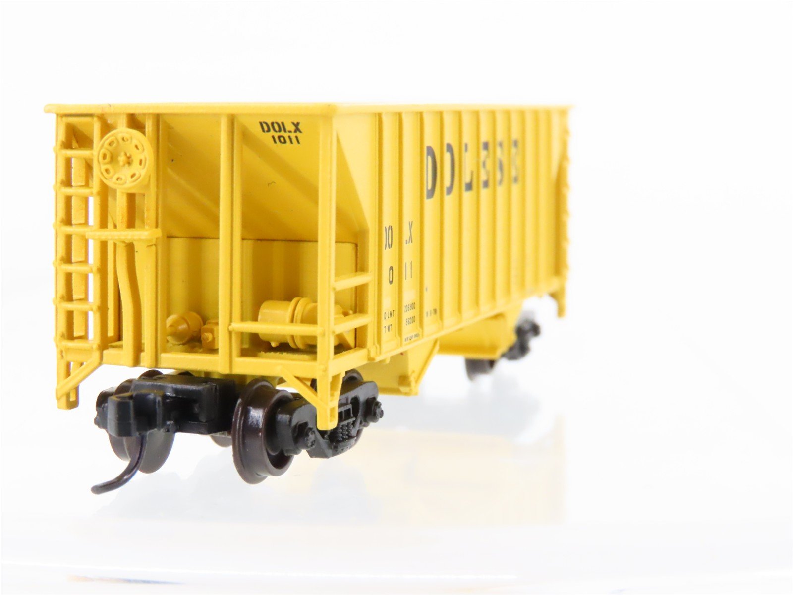 N Scale Atlas 50005379 DOLX Dolese 2-Bay Open Hopper #1011