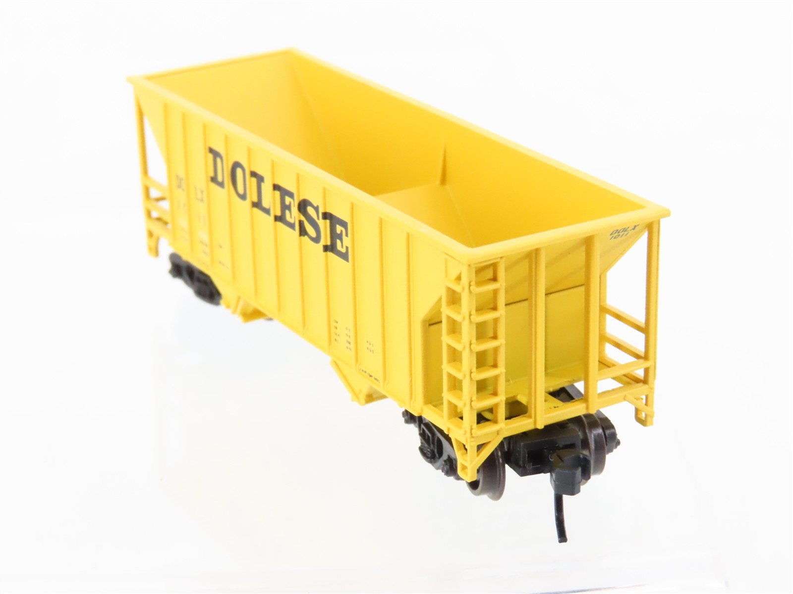 N Scale Atlas 50005379 DOLX Dolese 2-Bay Open Hopper #1011