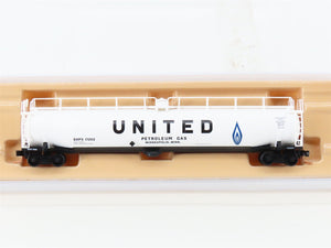N Scale Atlas 37091 SHPX United Petroleum 33,000 Gallon Tank Car #17202