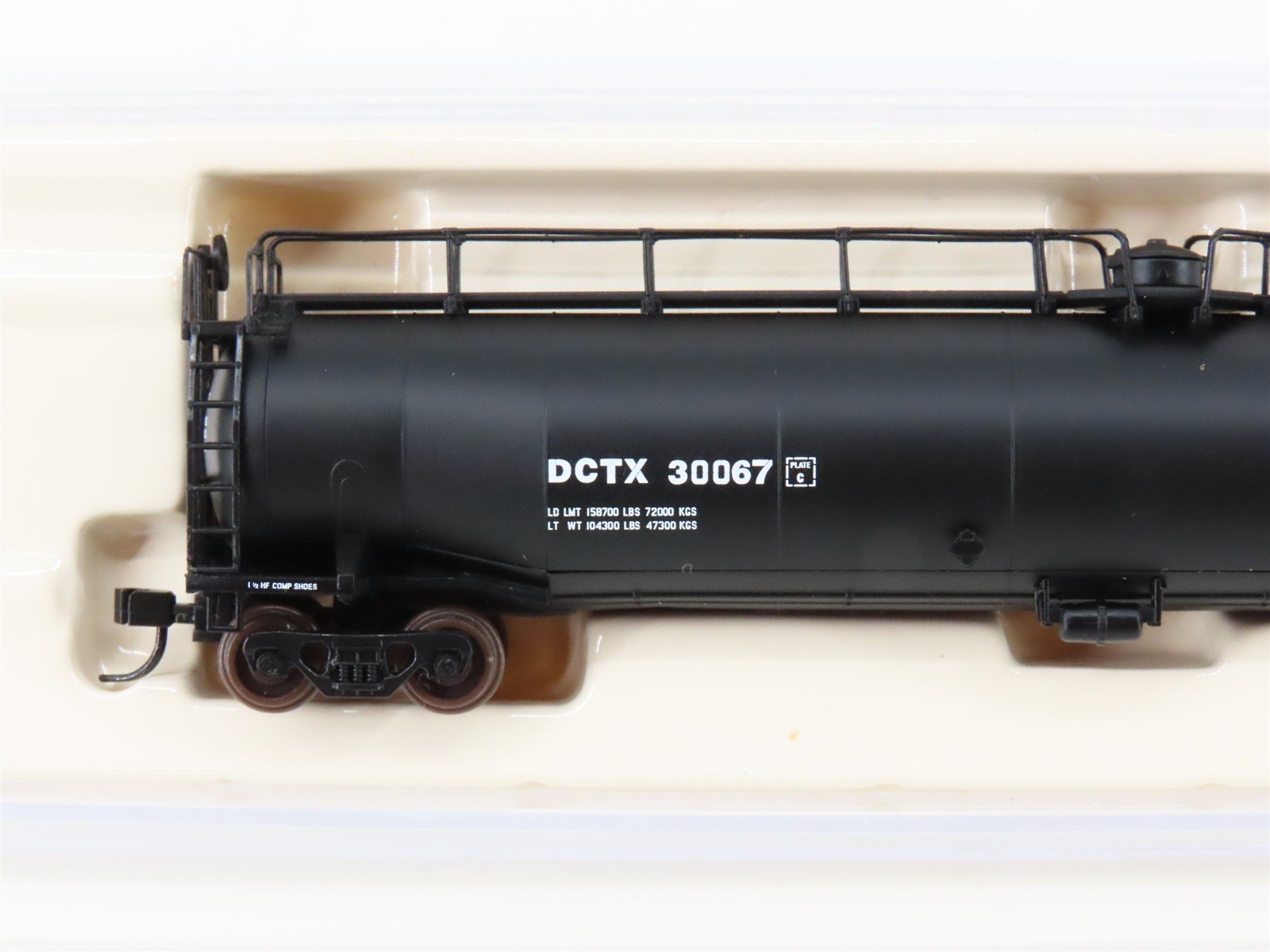 N Scale Atlas 37172 DCTX Liquefied Petroleum Gas 33,000 Gallon Tank Car #30067