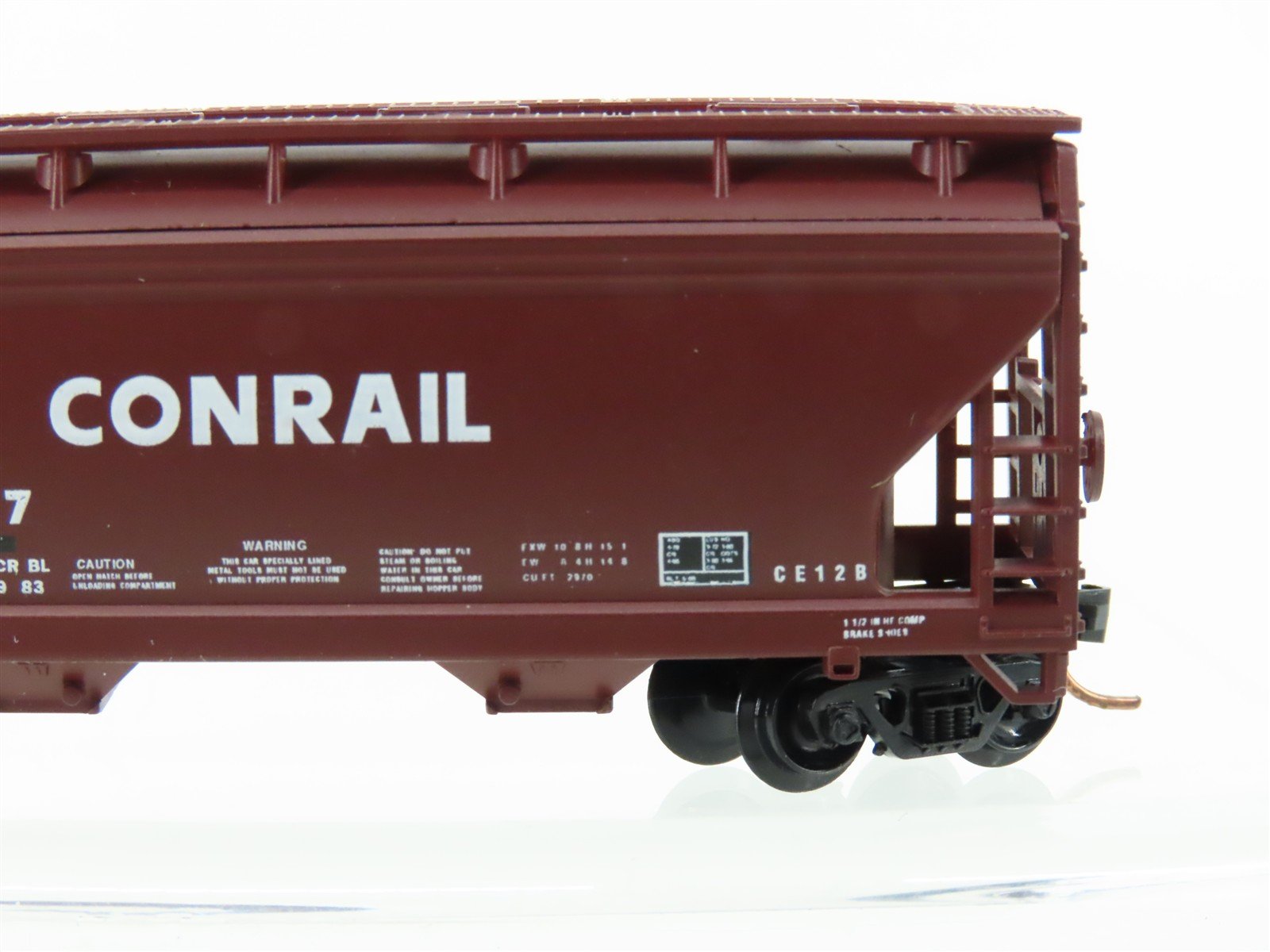 N Scale Atlas CR Conrail 2-Bay Covered Hopper #876347