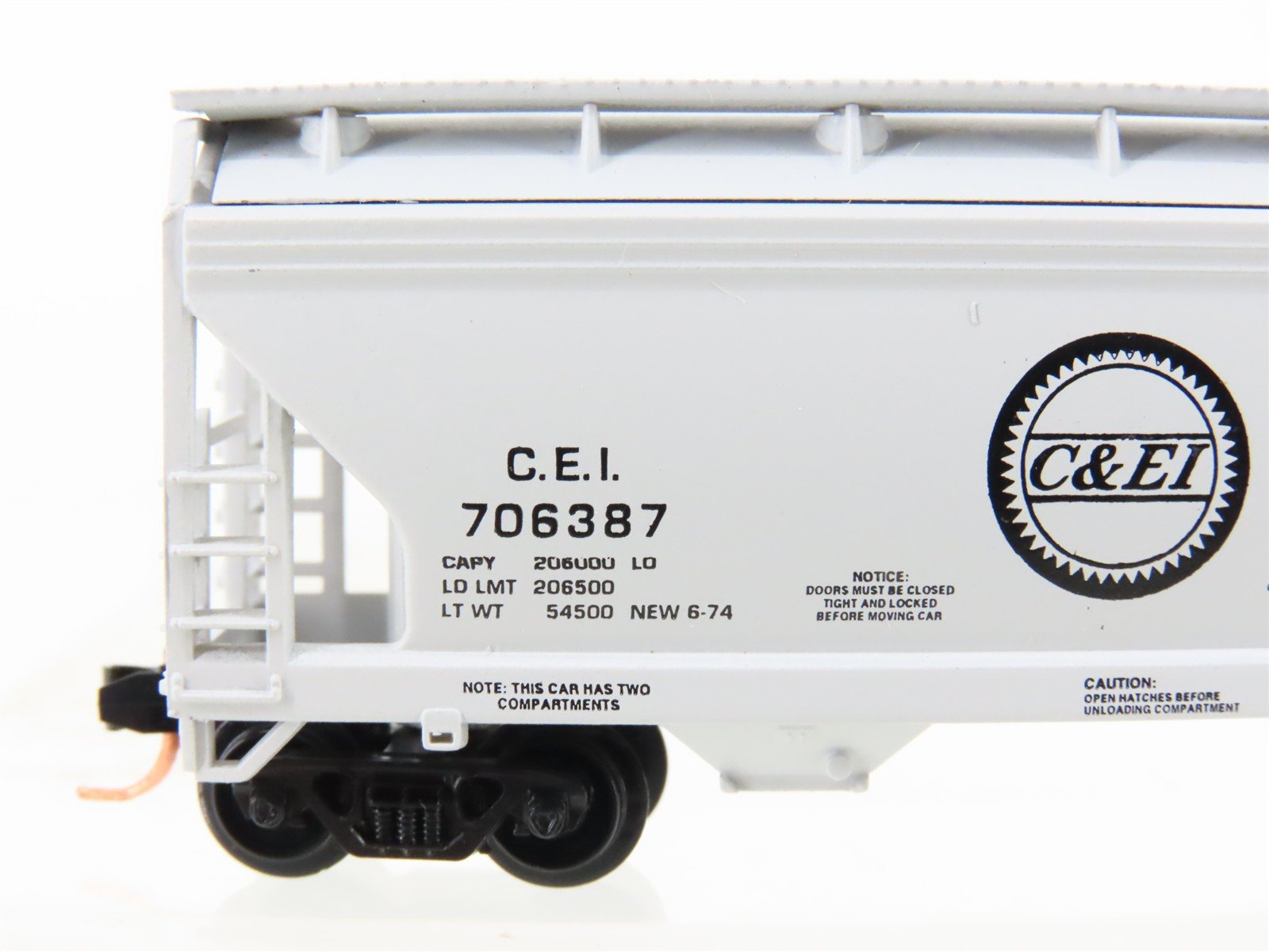N Scale Atlas CEI Chicago & Eastern Illinois 2-Bay Covered Hopper #706387