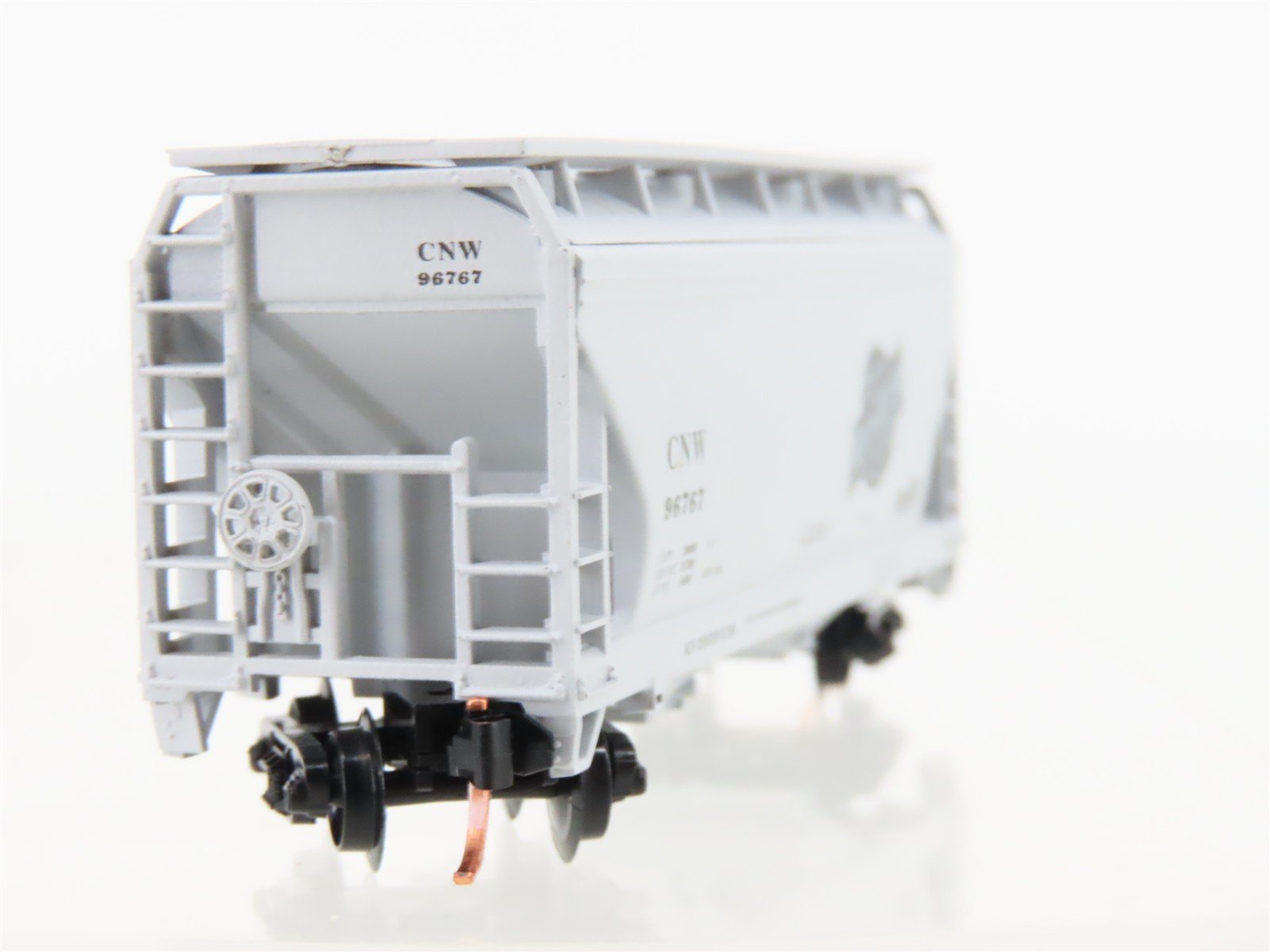 N Scale Atlas CNW Chicago & North Western Railroad 2-Bay Covered Hopper #96767