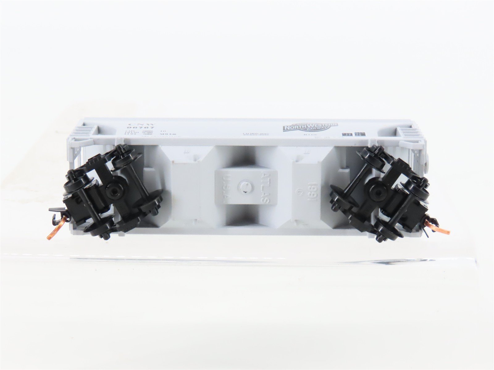 N Scale Atlas CNW Chicago & North Western Railroad 2-Bay Covered Hopper #96767