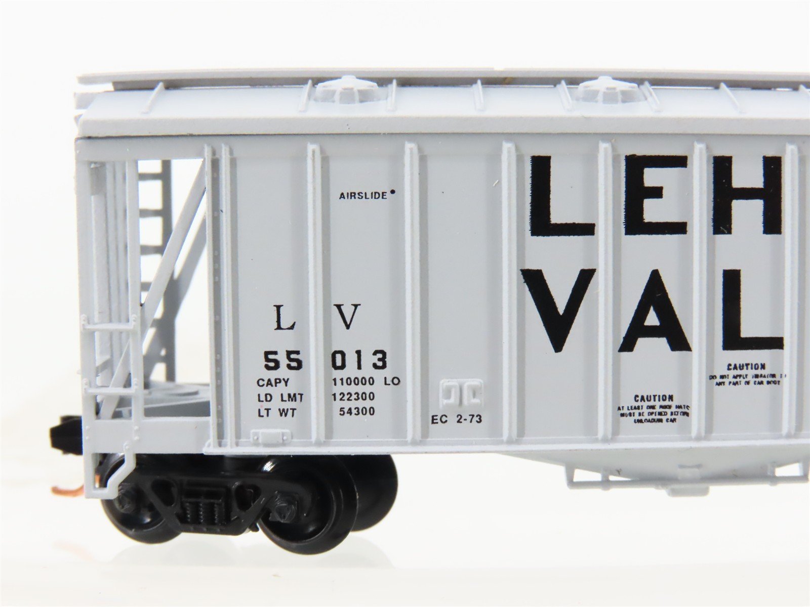 N Scale Atlas LV Lehigh Valley Railroad Airslide Covered Hopper #55013