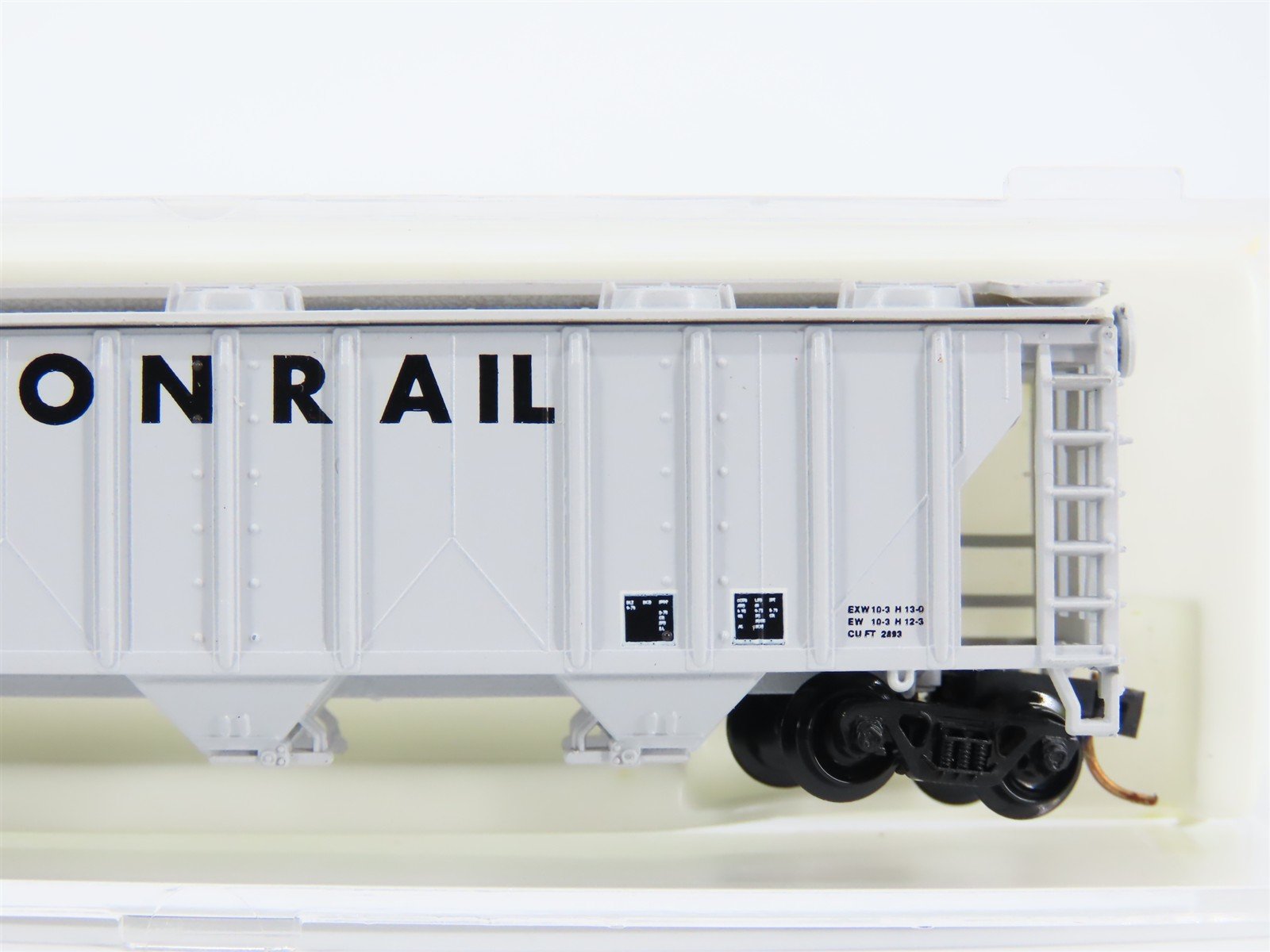 N Scale Atlas CR Conrail Railroad 3-Bay Covered Hopper #876376