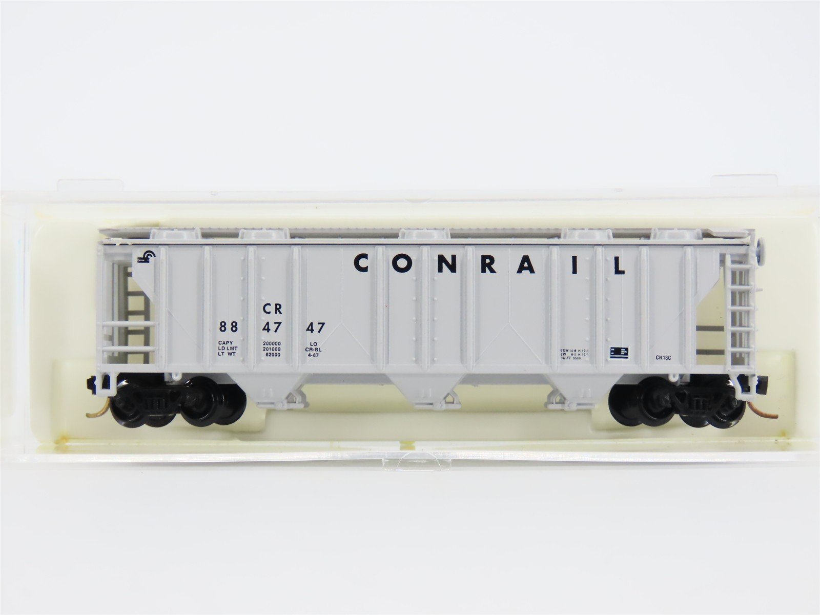 N Scale Atlas CR Conrail Railroad 3-Bay Covered Hopper #884747