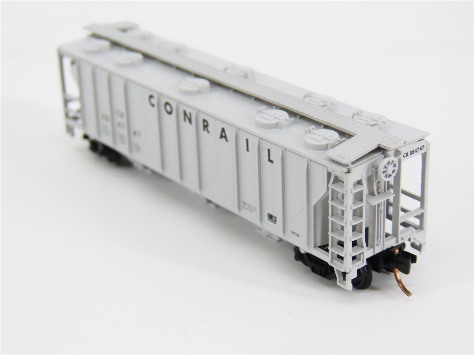 N Scale Atlas CR Conrail Railroad 3-Bay Covered Hopper #884747