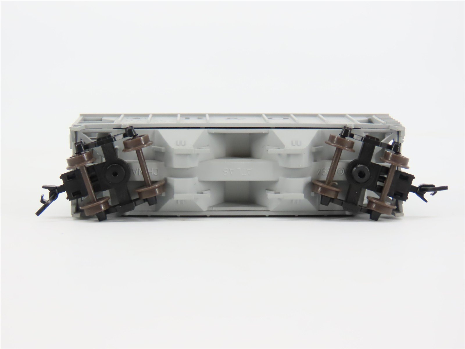 N Scale Atlas B&O Baltimore & Ohio Railroad 2-Bay Covered Hopper #631686