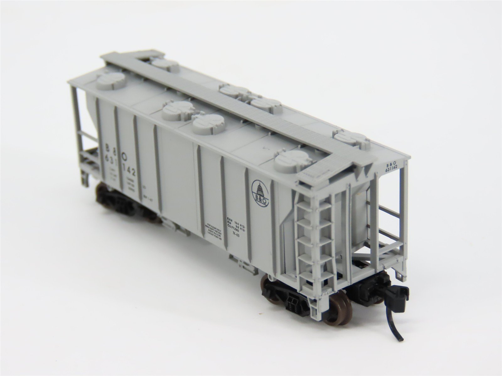 N Scale Atlas B&O Baltimore & Ohio Railroad 2-Bay Covered Hopper #631142